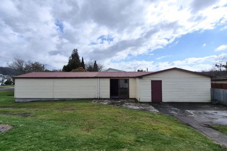 Photo of property in 33 Main Street, Reefton, 7830