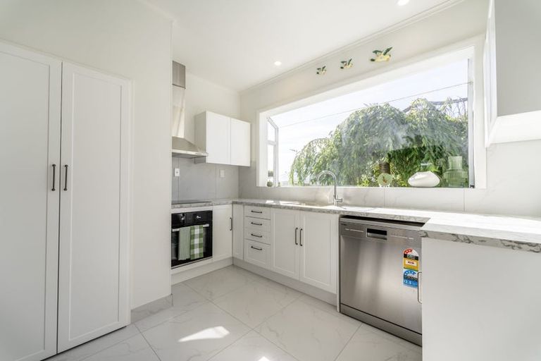 Photo of property in 12 Roslyn Terrace, West End, Timaru, 7910