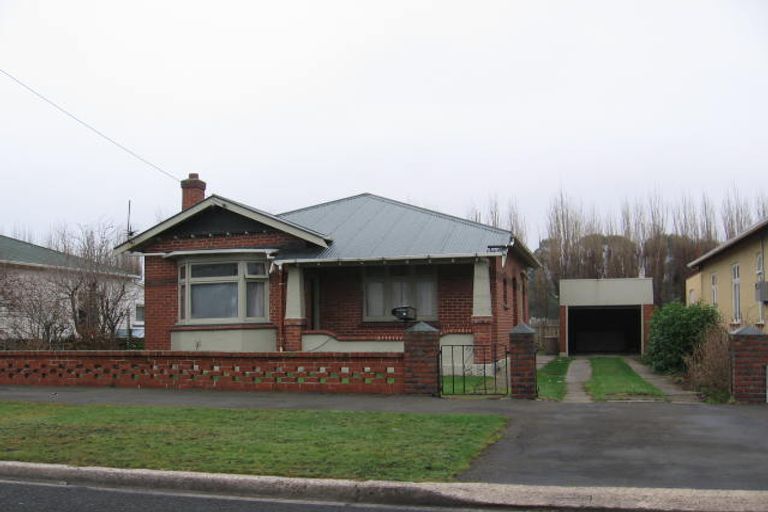 Photo of property in 19 Kirkcaldy Street, South Dunedin, Dunedin, 9012