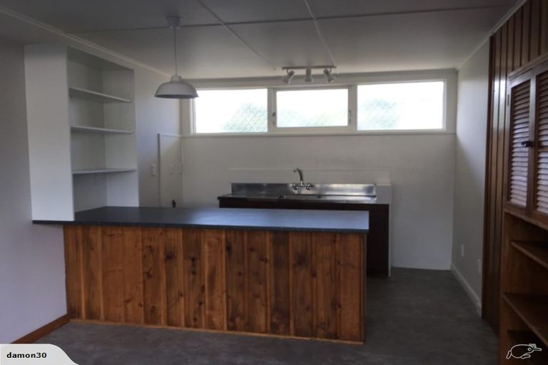 Photo of property in 4 Watson Drive, Paraparaumu Beach, Paraparaumu, 5032