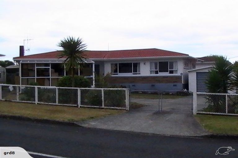 Photo of property in 2 Erin Street, Tikipunga, Whangarei, 0112