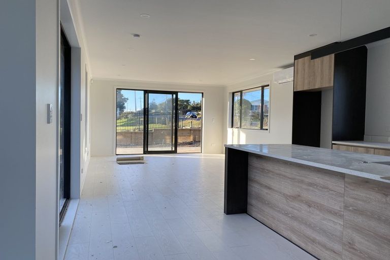 Photo of property in 79 Murray Ward Drive, Te Kauwhata, 3710