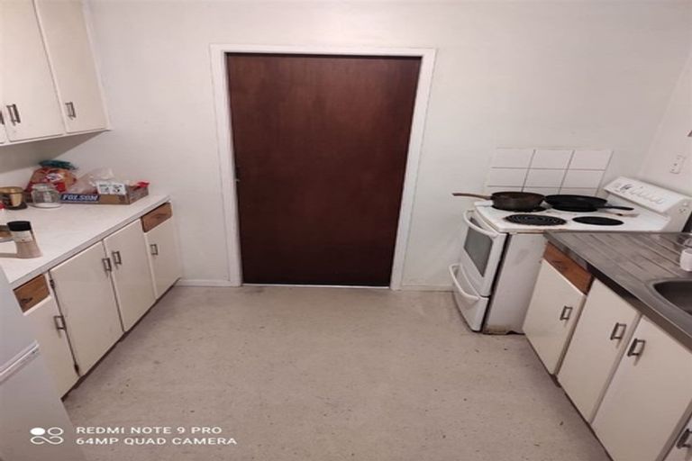 Photo of property in 1/46 Butterworth Drive, Glendene, Auckland, 0602