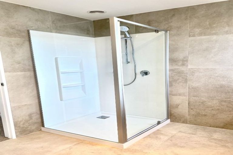 Photo of property in 32 Pamu Road, Whenuapai, Auckland, 0618