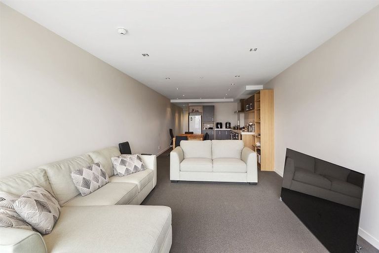 Photo of property in Monument Apartments, 8g/245 Wakefield Street, Te Aro, Wellington, 6011