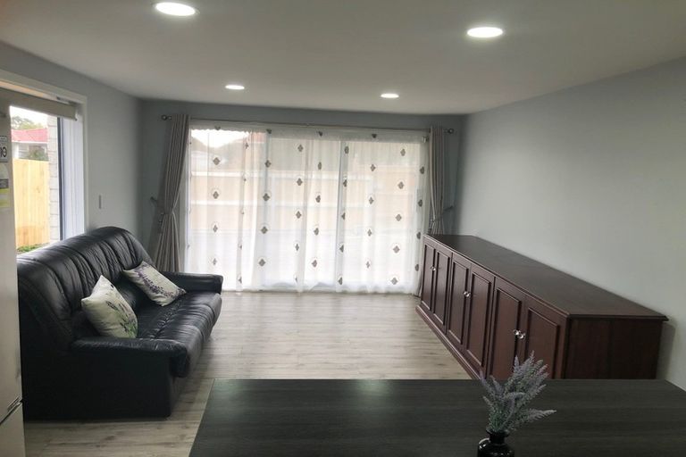 Photo of property in 16 Walworth Avenue, Pakuranga Heights, Auckland, 2010