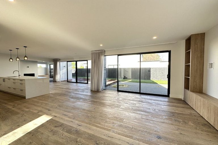 Photo of property in 17c Kirkwood Avenue, Upper Riccarton, Christchurch, 8041