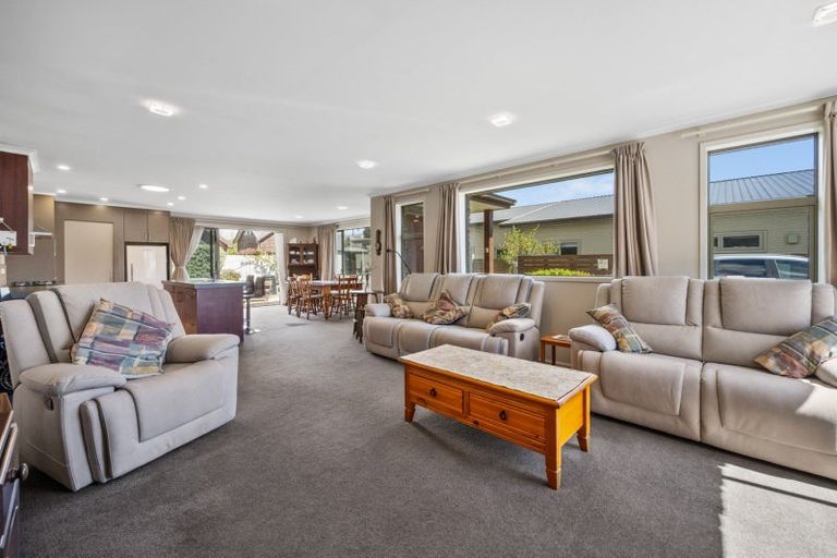 Photo of property in 35 Larch Crescent, Alexandra, 9320