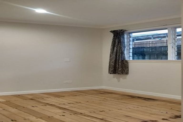 Photo of property in 2/38 Clayburn Road, Glen Eden, Auckland, 0602