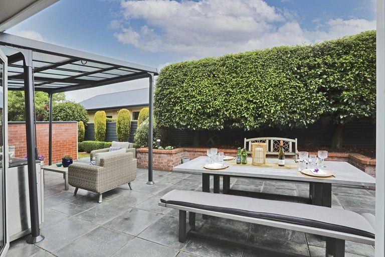 Photo of property in 16 Hoffman Court, Waikiwi, Invercargill, 9810