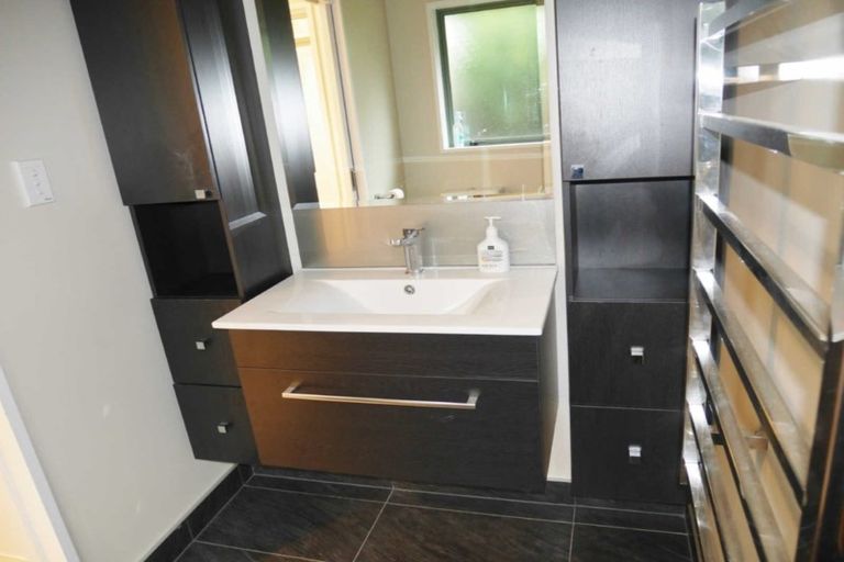 Photo of property in 29 Dover Street, St Albans, Christchurch, 8014