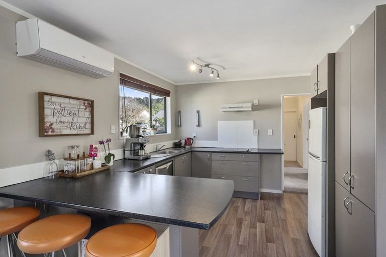 Photo of property in 2/79 Molesworth Street, Taita, Lower Hutt, 5011