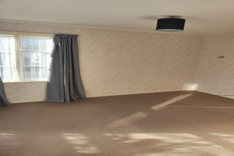 Photo of property in 161 Wellington Road, Wainuiomata, Lower Hutt, 5014