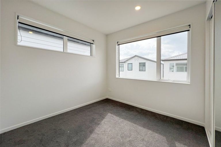 Photo of property in 16 Te Kaapia Road, Papakura, 2110