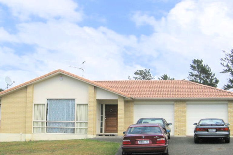 Photo of property in 7 Buncrana Place, Pinehill, Auckland, 0632