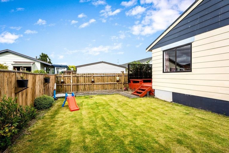 Photo of property in 1/25a Ward Street, Trentham, Upper Hutt, 5018
