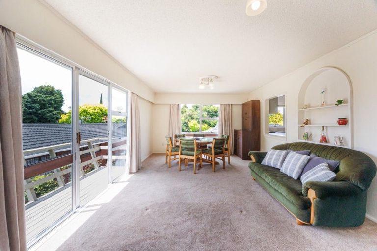 Photo of property in 27a Redwood Grove, Hokowhitu, Palmerston North, 4410