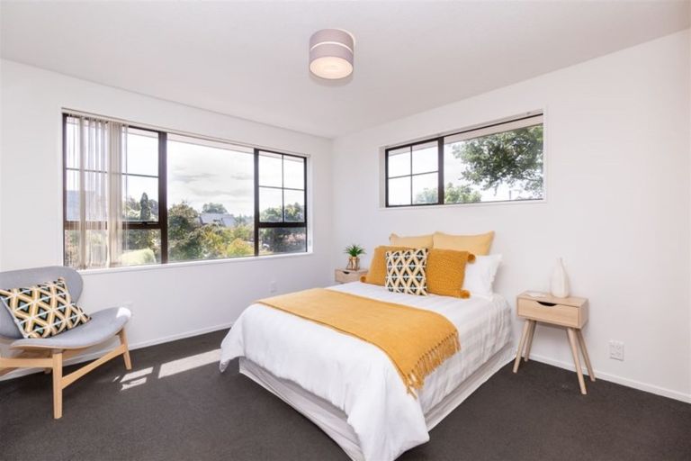 Photo of property in 14 Pasadena Place, Harewood, Christchurch, 8051