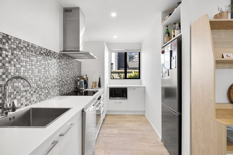 Photo of property in 6/255 Kilmore Street, Christchurch Central, Christchurch, 8011