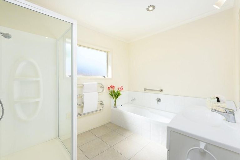 Photo of property in 22/100 Millers Road, Brookfield, Tauranga, 3110