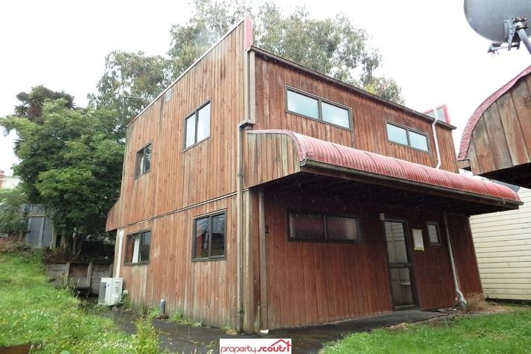 Photo of property in 1/114 Harbour Terrace, North Dunedin, Dunedin, 9016