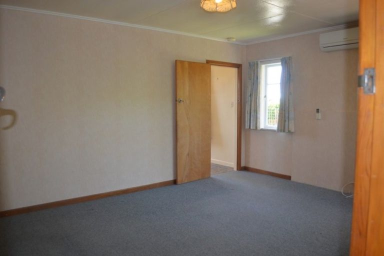 Photo of property in 15 Ferry Road, Waipu, 0510