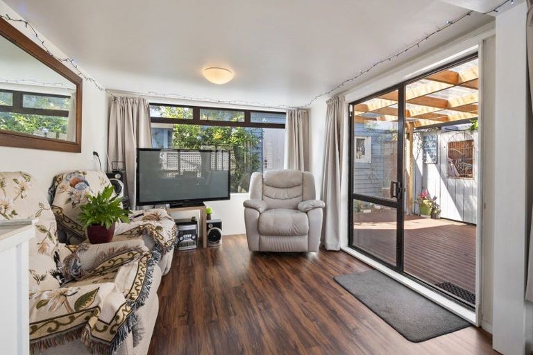 Photo of property in 12 Union Street, Foxton, 4814