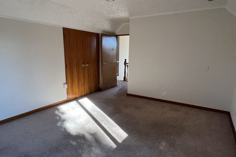 Photo of property in 9a Phoenix Avenue, Hokowhitu, Palmerston North, 4410