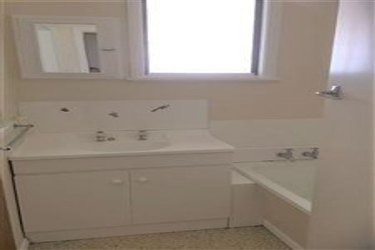 Photo of property in 51 George Street, Levin, 5510