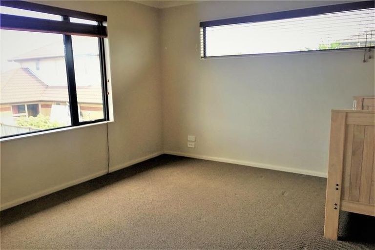 Photo of property in 77 Wayne Francis Drive, Flat Bush, Auckland, 2016