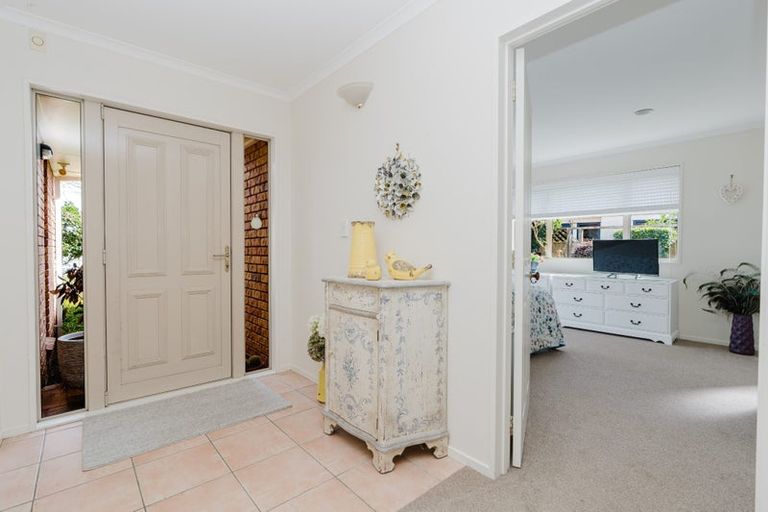 Photo of property in 10 Montrose Crescent, Huntington, Hamilton, 3210