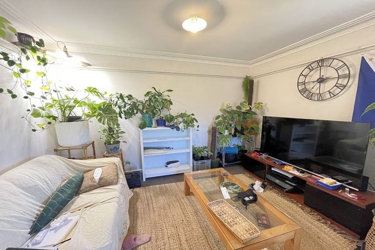 Photo of property in 2/33 Gills Avenue, Papakura, 2110