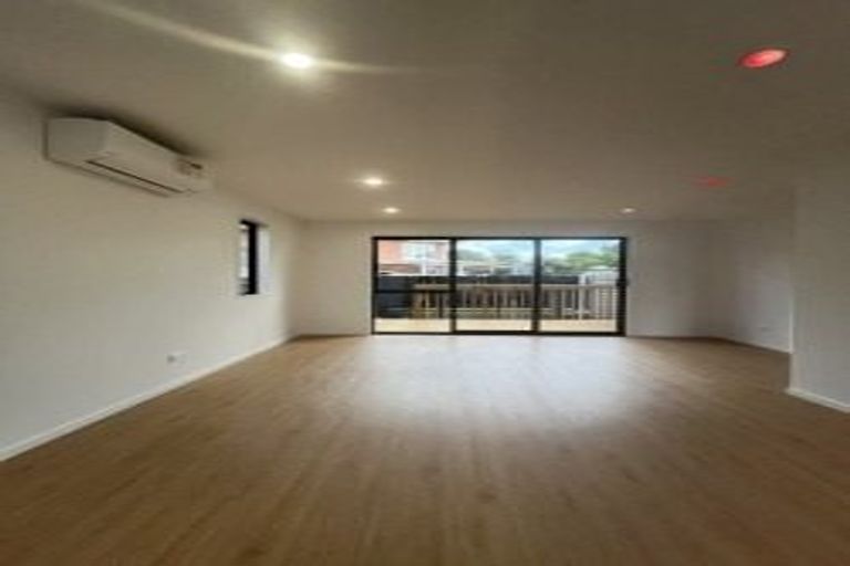 Photo of property in 28c Greenmeadows Avenue, Manurewa East, Auckland, 2102