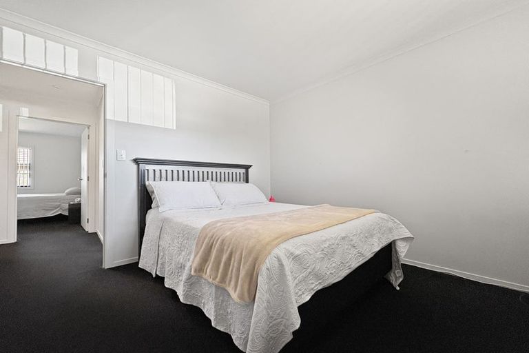 Photo of property in 25 Waikai Close, Ruakura, Hamilton, 3214