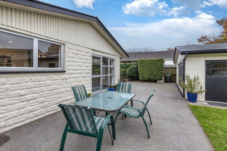 Photo of property in 52 Whitby Street, Burnside, Christchurch, 8053