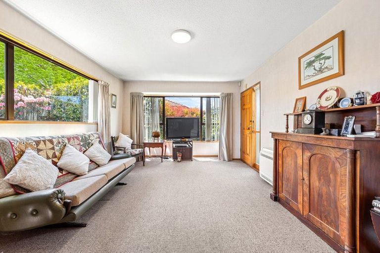 Photo of property in 2/14 Algie Place, Avonhead, Christchurch, 8042