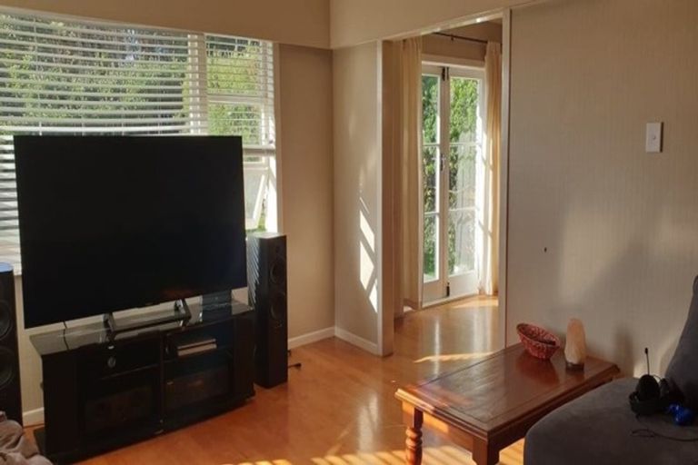 Photo of property in 145 Hinewa Road, Otumoetai, Tauranga, 3110