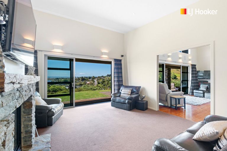 Photo of property in 21a Castle Street, Waihola, Milton, 9073