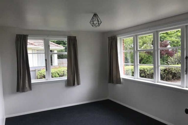 Photo of property in 14 Ballantyne Avenue, Upper Riccarton, Christchurch, 8041