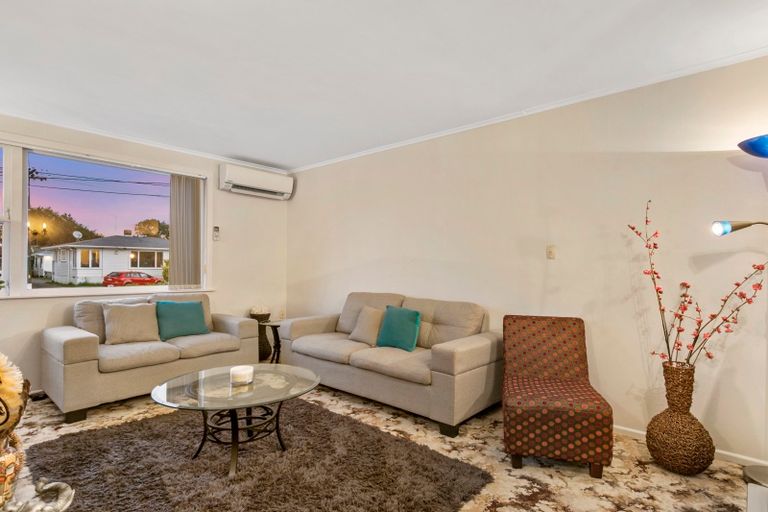 Photo of property in 37 Tiraumea Drive, Pakuranga, Auckland, 2010