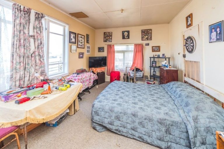 Photo of property in 10 Pingao Place, Waiinu Beach, Wanganui, 4588