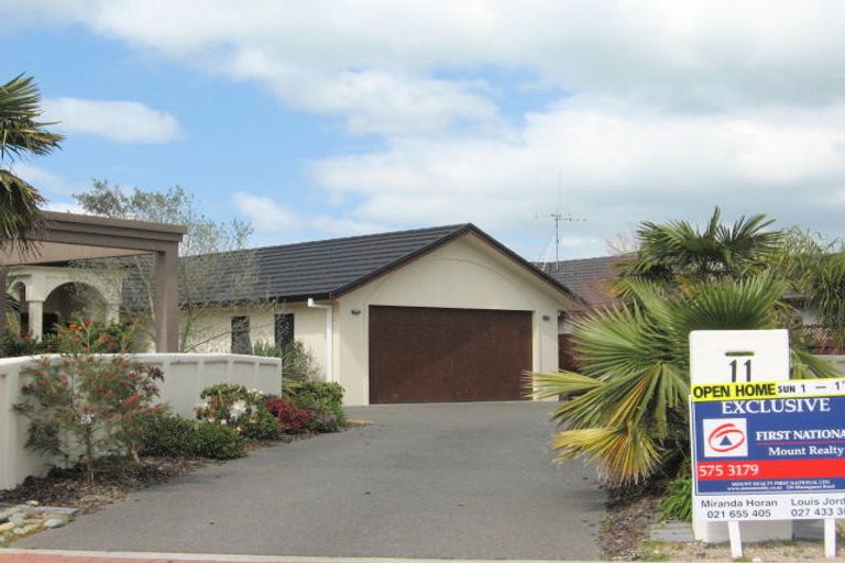 Photo of property in 11 Piha Close, Papamoa Beach, Papamoa, 3118