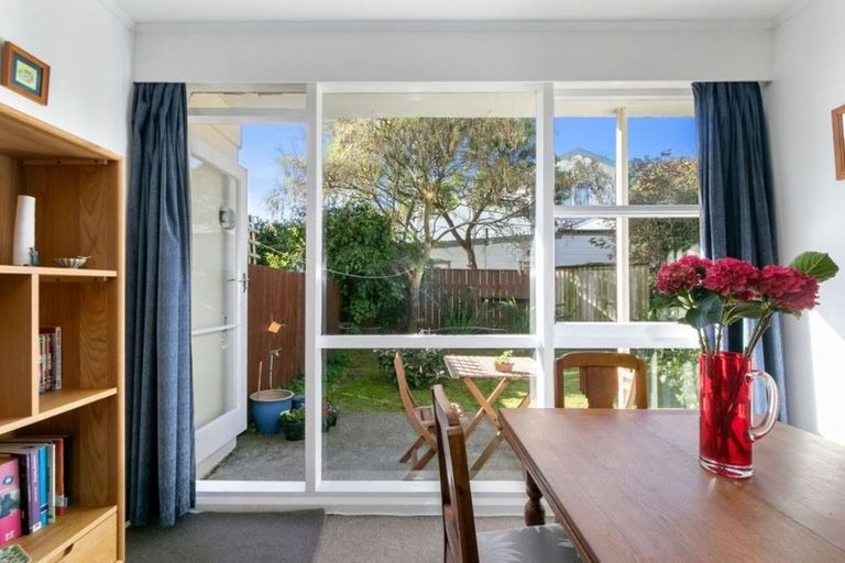Photo of property in 5/110 Muritai Road, Eastbourne, Lower Hutt, 5013