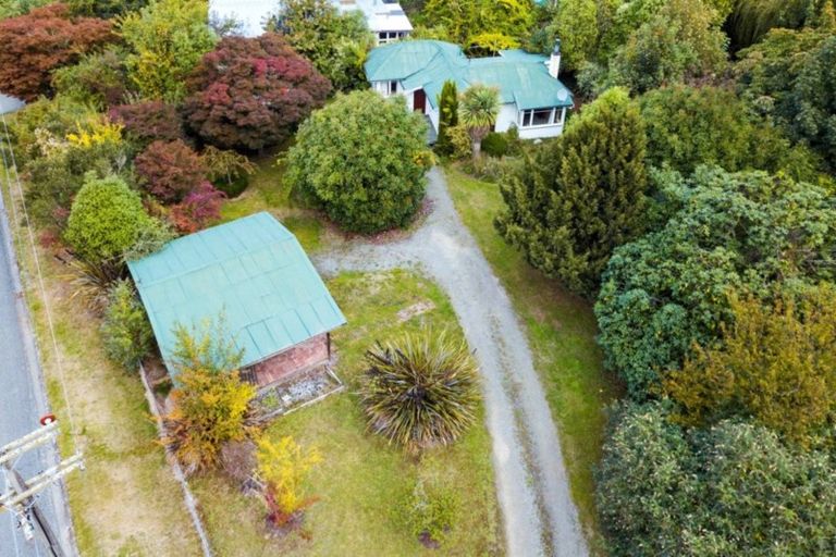 Photo of property in 53 Mckenzie Street, Geraldine, 7930