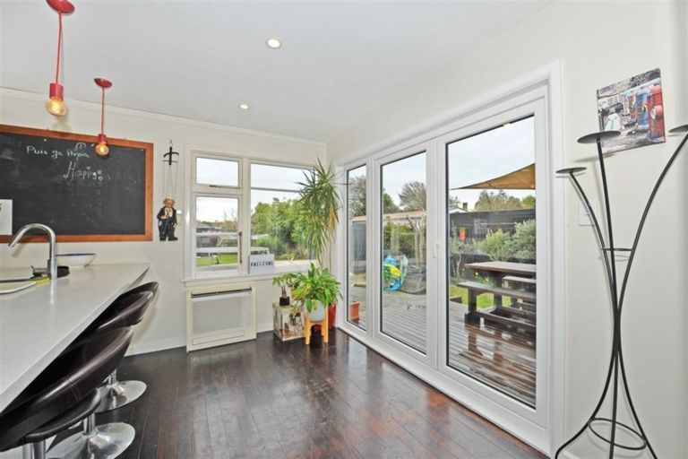 Photo of property in 27 Burwood Road, Burwood, Christchurch, 8083