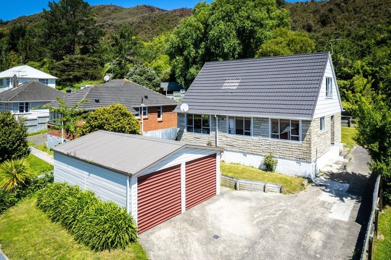 Photo of property in 226 Waddington Drive, Naenae, Lower Hutt, 5011
