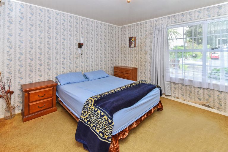 Photo of property in 22 Cheam Place, Pakuranga Heights, Auckland, 2010