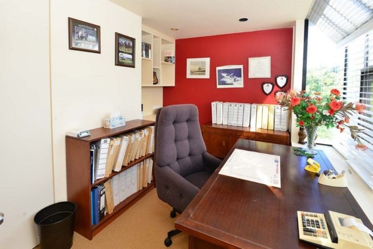 Photo of property in 11 Cross Street, Manly, Whangaparaoa, 0930