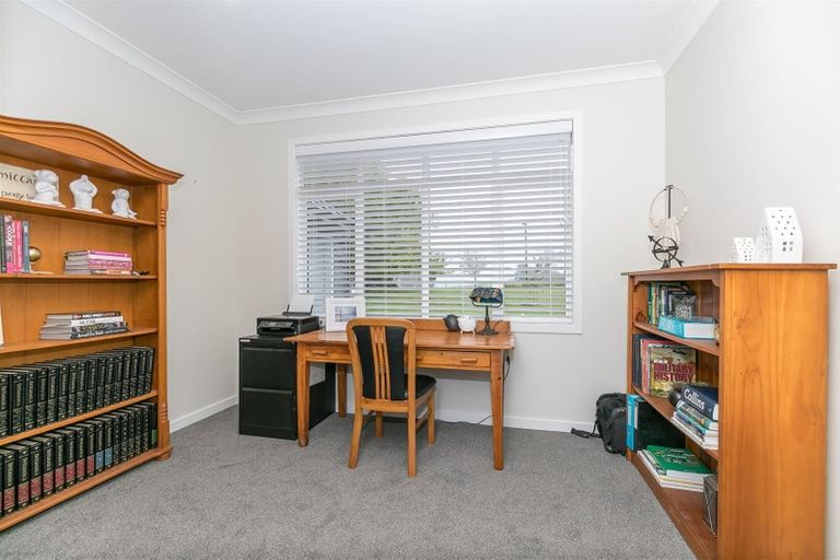 Photo of property in 43 Woodstock Road, Te Awamutu, 3879