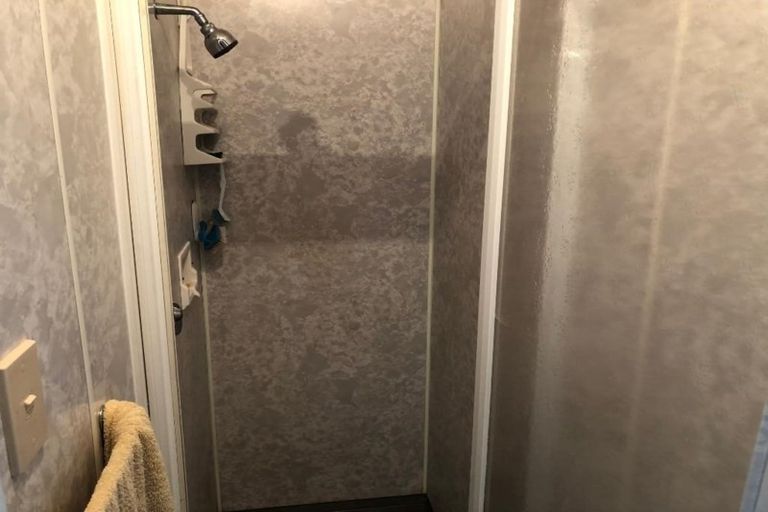 Photo of property in 77 Omokoroa Road, Omokoroa, 3114